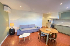 06CF Beautiful renovated apartment in old Antibes